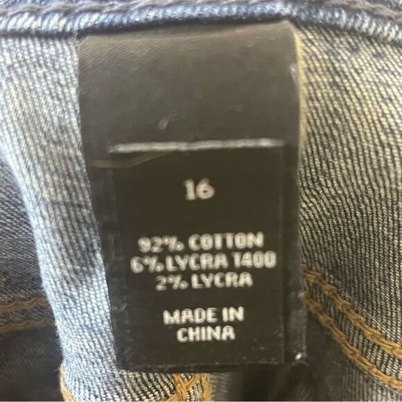 Lane Bryant Mid-Rise Boot Jeans Sz 16 - Picture 7 of 7